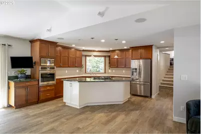 17295 Hanneman Ct, Gladstone, OR 97027 - Photo 5