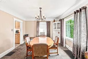 15325 SE Stark St, Portland, OR 97233 - Photo 9