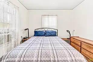 15325 SE Stark St, Portland, OR 97233 - Photo 19