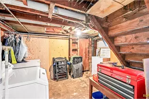 15325 SE Stark St, Portland, OR 97233 - Photo 21