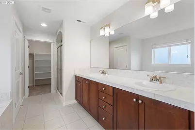 12818 SE Meadehill Ave, Happy Valley, OR 97086 - Photo 33