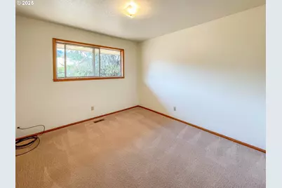 765 O C Brown Rd, Roseburg, OR 97470 - Photo 23
