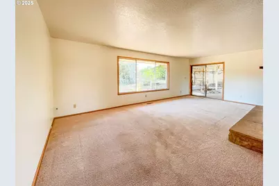 765 O C Brown Rd, Roseburg, OR 97470 - Photo 13