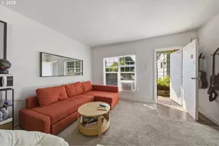 11005 NE Schuyler St, Portland, OR 97220 - Photo 21