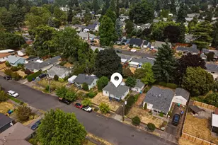 11005 NE Schuyler St, Portland, OR 97220 - Photo 27