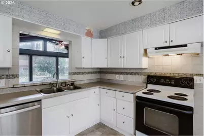 640 N Morton St, Newberg, OR 97132 - Photo 9