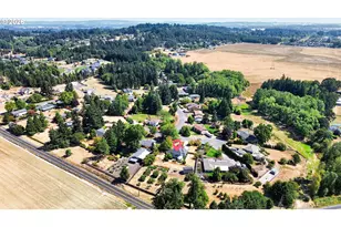 2350 NW Holly Pl, Albany, OR 97321 - Photo 3