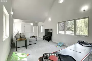 8885 SW White Pine Ln, Portland, OR 97225 - Photo 31