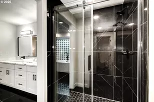 8885 SW White Pine Ln, Portland, OR 97225 - Photo 19