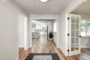 8885 SW White Pine Ln, Portland, OR 97225 - Photo 3