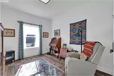 928 SW Coral St, Junction City, OR 97448 - Photo 17