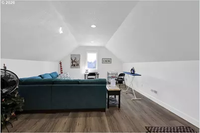 928 SW Coral St, Junction City, OR 97448 - Photo 21