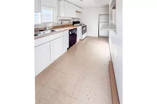 413 NE Nash St, Roseburg, OR 97470 - Photo 9