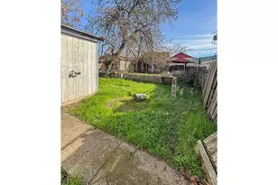 413 NE Nash St, Roseburg, OR 97470 - Photo 21