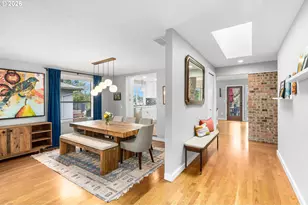 4674 SW Flower Pl, Portland, OR 97221 - Photo 7