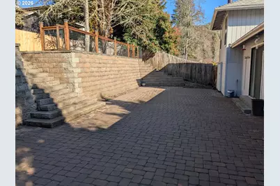 1006 Woodwillow Dr, Roseburg, OR 97471 - Photo 37