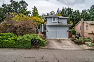 1006 Woodwillow Dr, Roseburg, OR 97471 - Photo 1