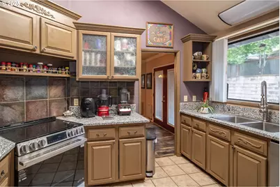 1006 Woodwillow Dr, Roseburg, OR 97471 - Photo 33