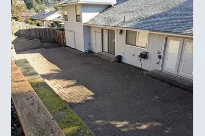 1006 Woodwillow Dr, Roseburg, OR 97471 - Photo 39