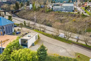 4530 S Kelly Ave, Portland, OR 97239 - Photo 5