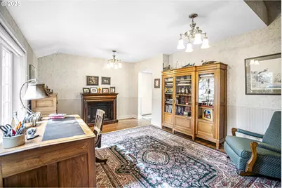 898 NW Riverside Blvd, Bend, OR 97703 - Photo 15