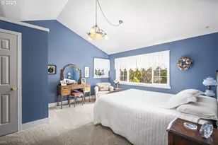 898 NW Riverside Blvd, Bend, OR 97703 - Photo 23