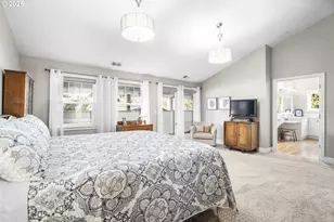 898 NW Riverside Blvd, Bend, OR 97703 - Photo 19