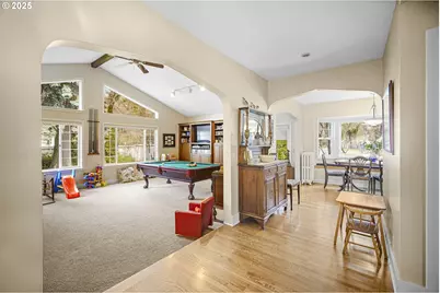 898 NW Riverside Blvd, Bend, OR 97703 - Photo 9