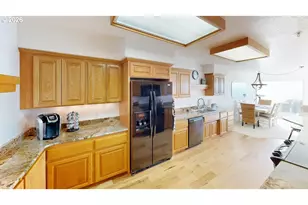 1307 Moore St, Brookings, OR 97415 - Photo 27