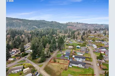 421 N Vista Ter, Rose Lodge, OR 97368 - Photo 3