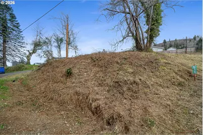 421 N Vista Ter, Rose Lodge, OR 97368 - Photo 7