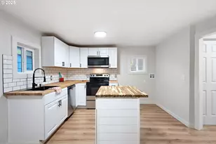 6099 NE Going St, Portland, OR 97218 - Photo 17