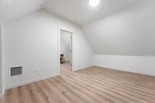 6099 NE Going St, Portland, OR 97218 - Photo 25