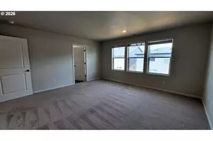 2960 V St, Springfield, OR 97477 - Photo 11