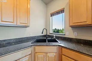 1225 Nautical Ln, Coos Bay, OR 97420 - Photo 21