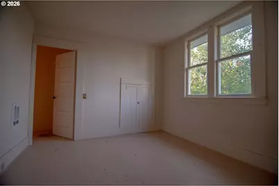 5914 N Burrage Ave, Portland, OR 97217 - Photo 9