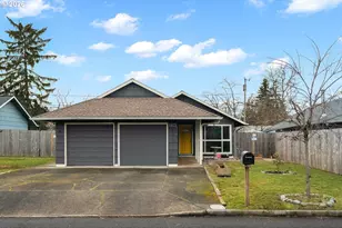 1903 SE 158th Ave, Portland, OR 97233 - Photo 3