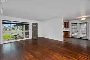 1903 SE 158th Ave, Portland, OR 97233 - Photo 11