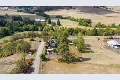 260 S Deer Creek Rd, Roseburg, OR 97470 - Photo 7