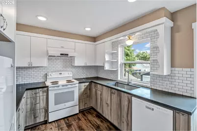 7914 7916 SE Main St, Portland, OR 97215 - Photo 35