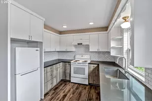 7914 7916 SE Main St, Portland, OR 97215 - Photo 33