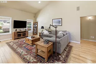 435 Mountaingate Dr, Springfield, OR 97478 - Photo 5