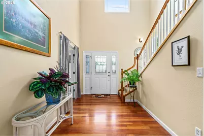 2264 Blue Heron Ln, Eugene, OR 97402 - Photo 3