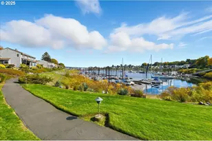 623 N Tomahawk Island Dr, Portland, OR 97217 - Photo 31