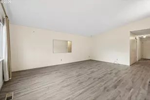 820 NE Cochran Ave, Gresham, OR 97030 - Photo 9