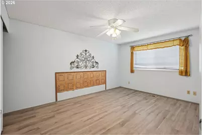 820 NE Cochran Ave, Gresham, OR 97030 - Photo 19