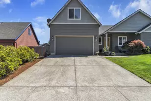 327 NW Pacific Hills Dr, Willamina, OR 97396 - Photo 35