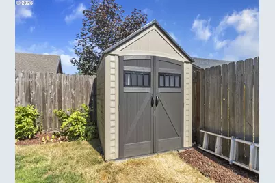 327 NW Pacific Hills Dr, Willamina, OR 97396 - Photo 33