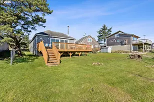 34885 Cape Kiwanda Dr, Pacific City, OR 97135 - Photo 31