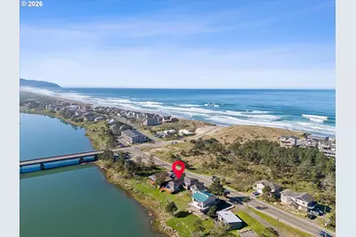 34885 Cape Kiwanda Dr, Pacific City, OR 97135 - Photo 11